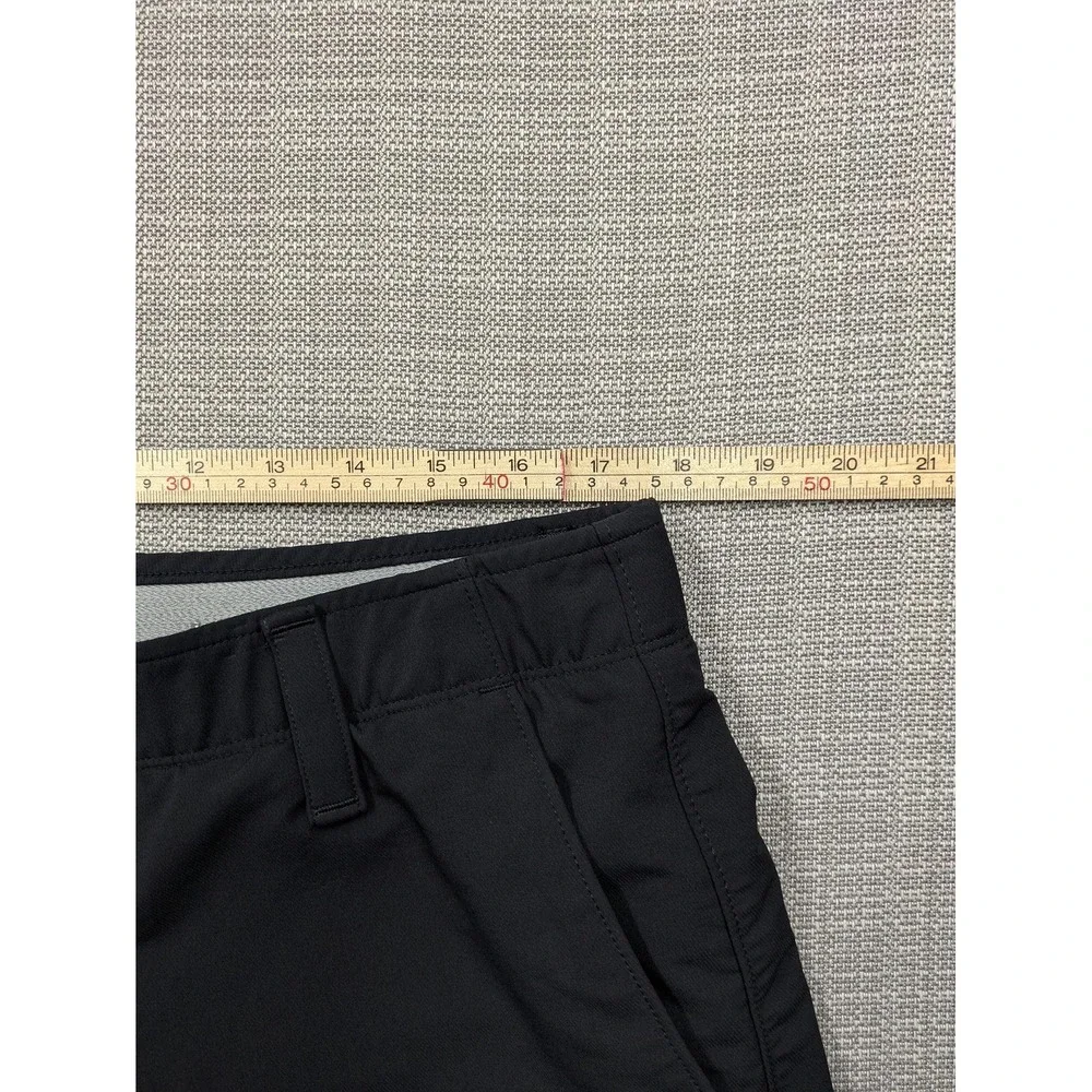 Under Armour Shorts Mens 38 Black HeatGear Golf 10 Inseam Stretch Lightweight